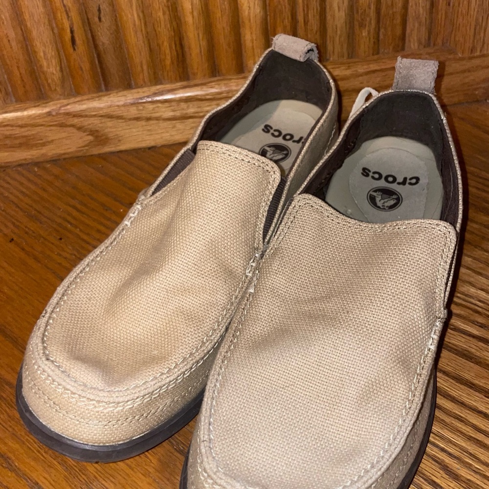 Crocs Men's Casual Slip-On Shoes - Khaki size 8